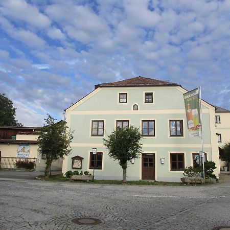 Brauereigasthof Zur Post Eschlkam Extérieur photo