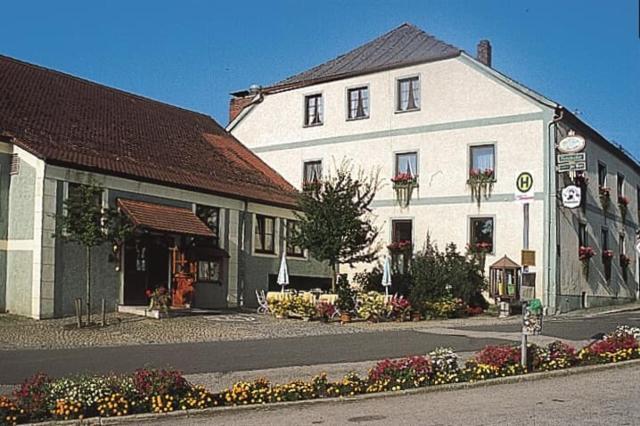 Brauereigasthof Zur Post Eschlkam Extérieur photo